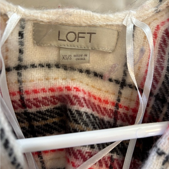 Loft poncho - Picture 2 of 3